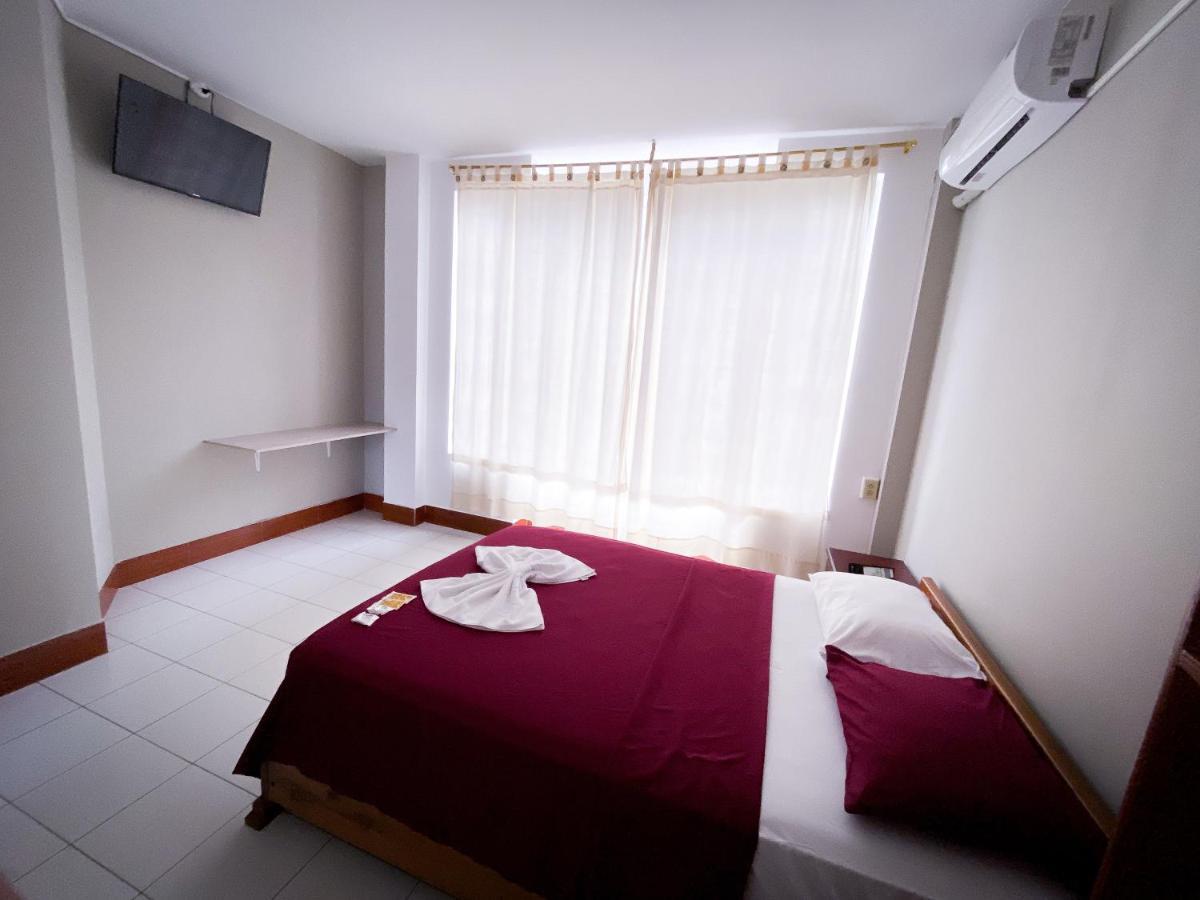 Hostal Casa Blanca Puerto Francisco de Orellana Dış mekan fotoğraf
